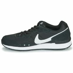 Nike - VENTURE RUNNER Noir / Blanc -André Magasin 17890972 500 D